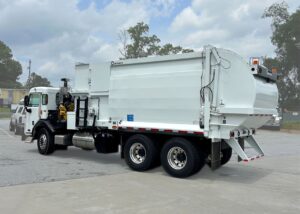 2025 PETERBILT 520 CURBTENDER POWERPAK