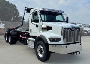 2026 WESTERN STAR ROLL-OFF